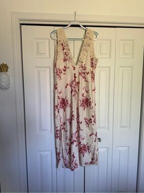 Abercrombie Floral & Lace Midi Dress
